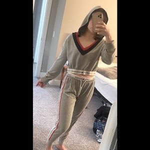 Tommy Hilfiger sweat suit